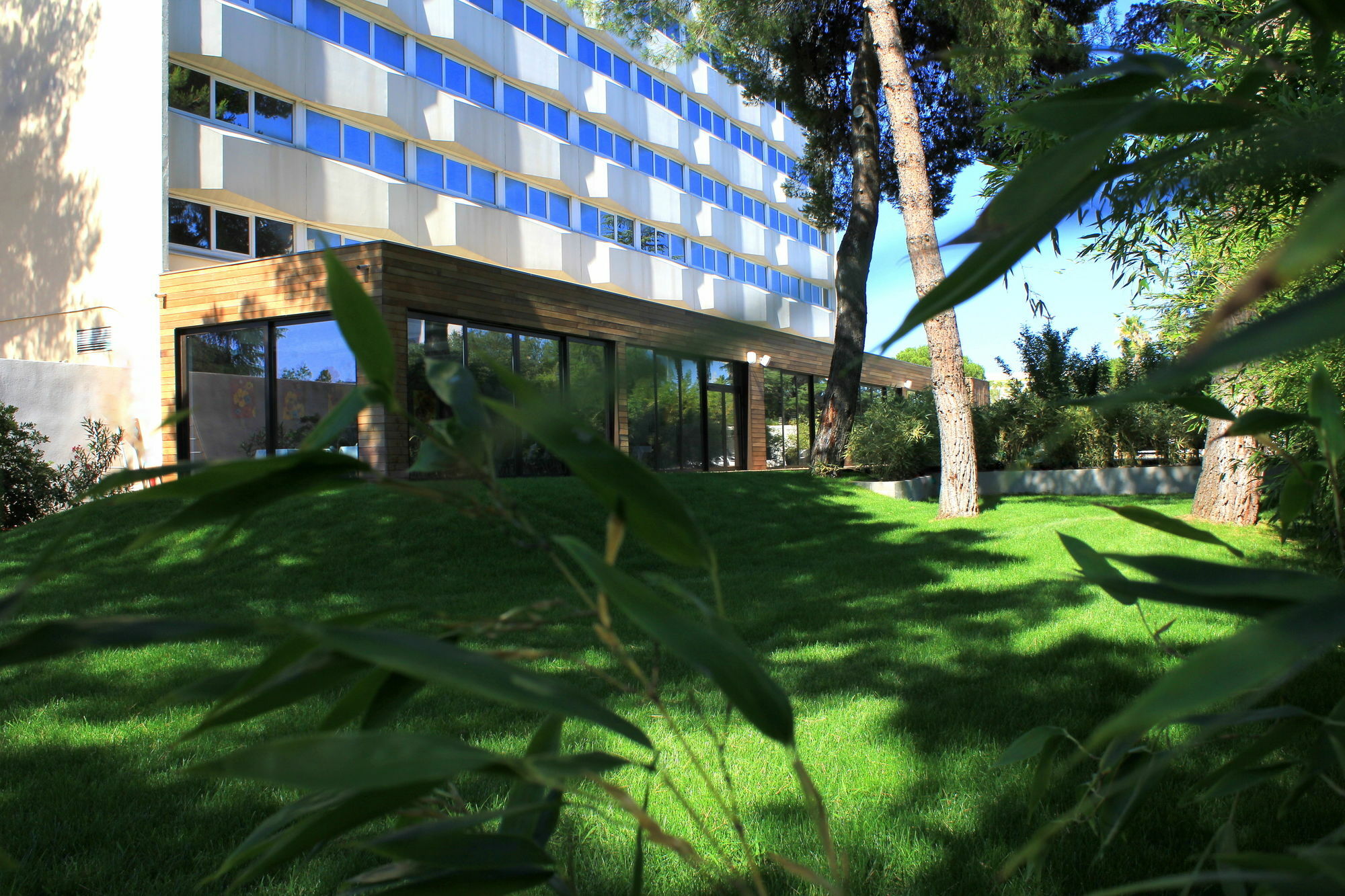 Hotel C Suites Chambres Spacieuses Nîmes Kültér fotó